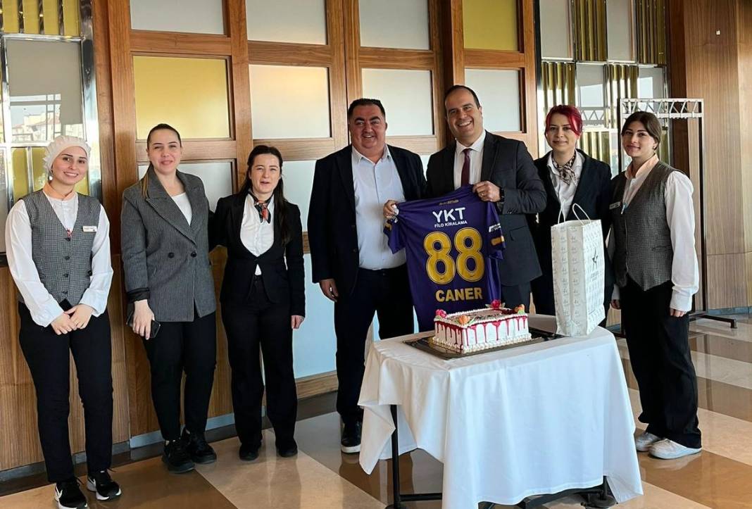 Ersun Bey yeni yaşını kutladı 1